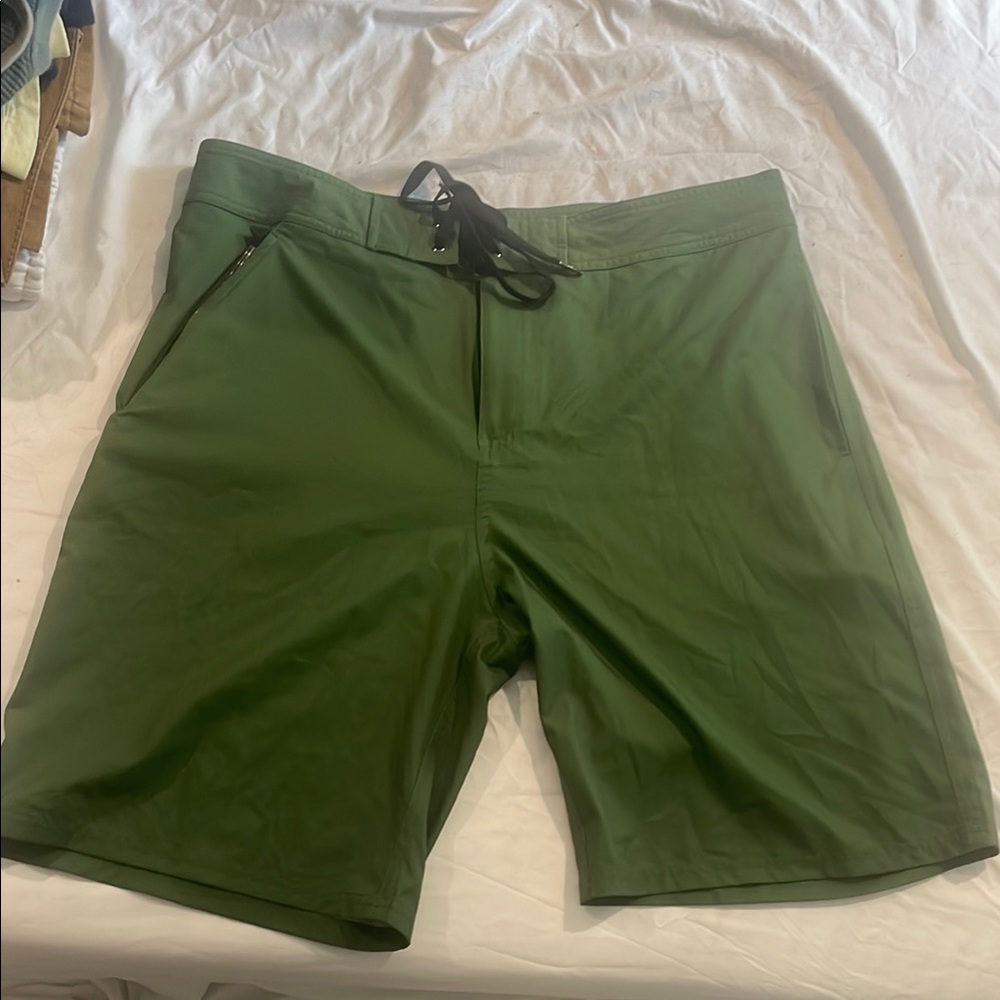 DRY POCKET Men's Green Swim Shorts
